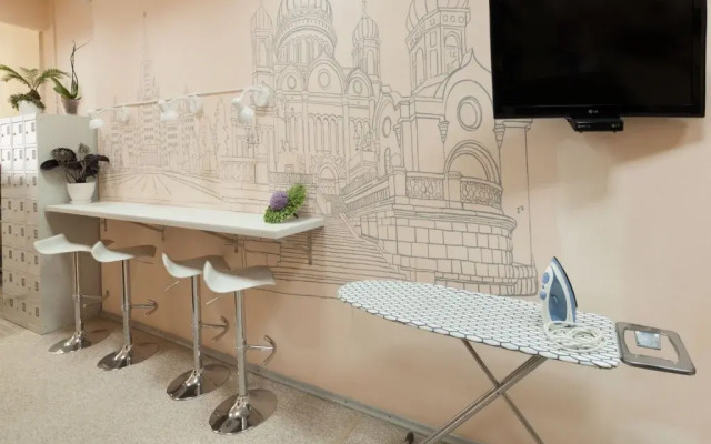 Yaguar Mini and Hostel