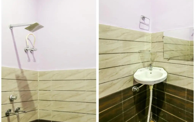 Holidays Hotel by OYO Rooms