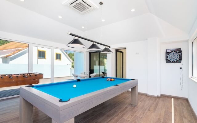 Hideaway Luxury Family Villa