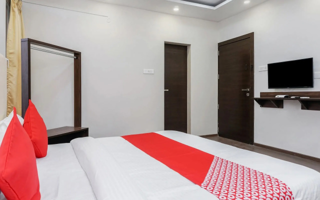 OYO 16832 I suites