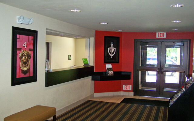 Extended Stay America Minneapolis - Brooklyn Center