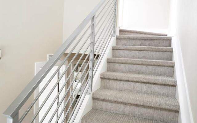 Classic City Condo Views From Golden Triangle