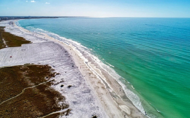 Remodeled Perfect Location