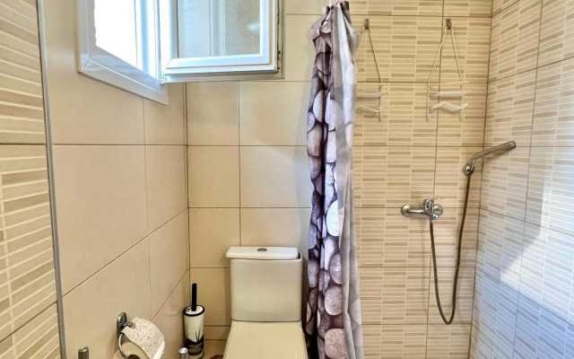 Studio Nikiti Beach