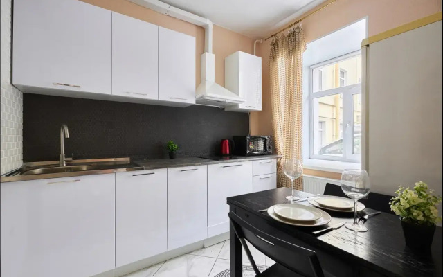 Апартаменты Spb2Day на набережной реки Фонтанки 133