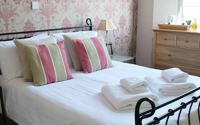 The Royal Oak Inn