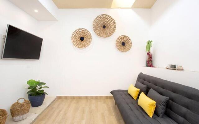 Exclusive 4 Br. Townhouse + Rooftop & Private pool