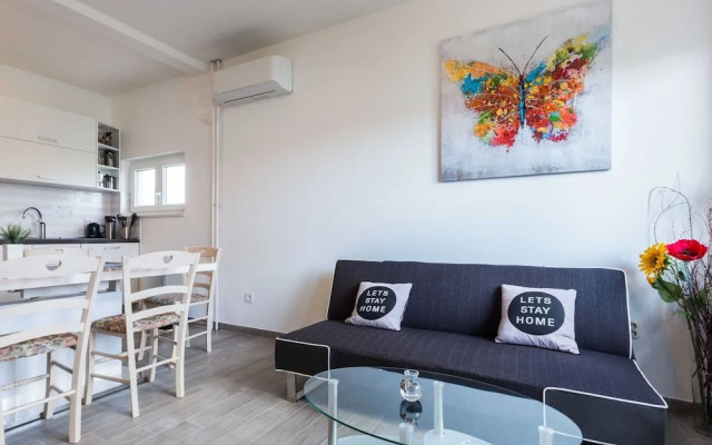 Spacious Zadar Apartments Near Beach