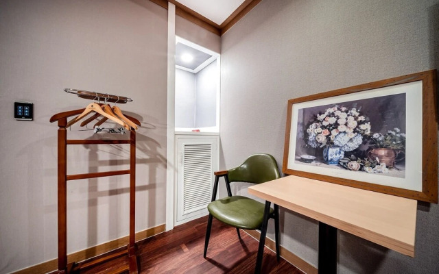 Pyeongtaek Kabo Hotel