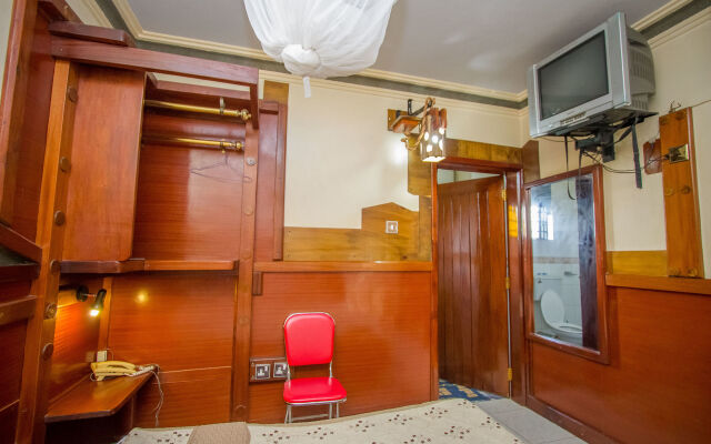 Grand Holiday International Hotel