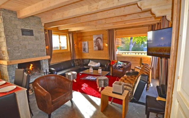 Chalet Phoenix