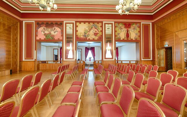 Focus Hotel Premium Pod Orlem