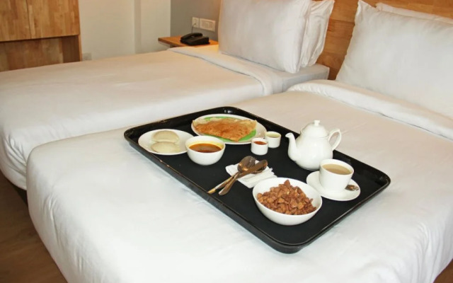 Hotel Galaxy