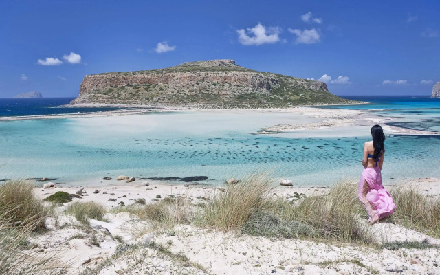 Mrs Chryssana Beach Hotel