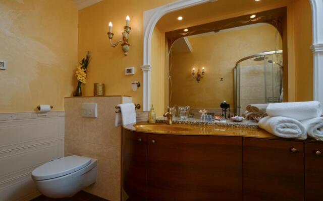 Bella & Stella rooms