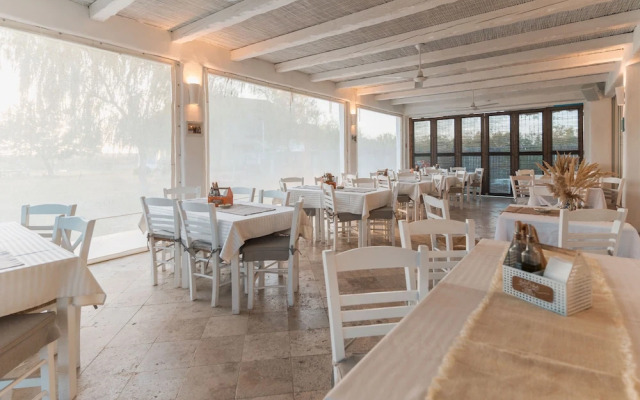 5 Chirpici - Small Traditional Resort