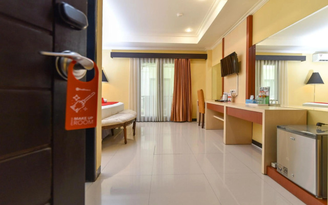 RedDoorz Plus near Mall Bali Galeria 2