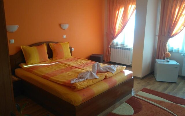 Guest House H Dzhogolanov