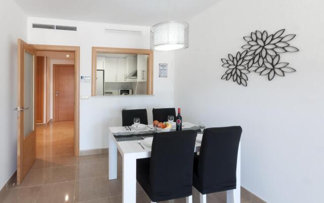 AIRE - Apartment with shared pool in Oliva Nova. Free WiFi