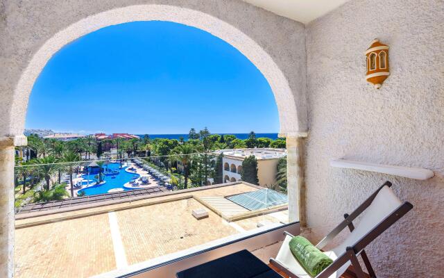 Meliá Zahara Resort & Villas