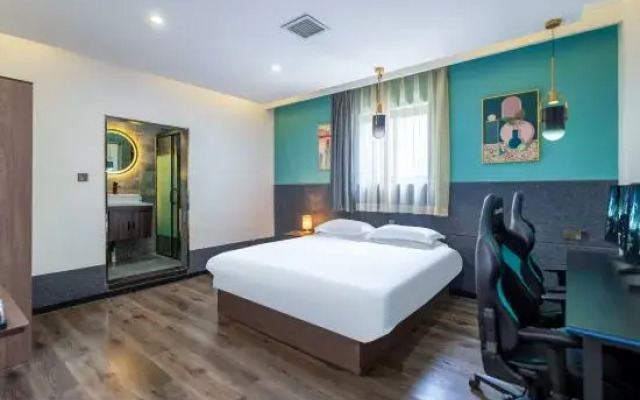 Xi'an Wuhua E-sports Homestay