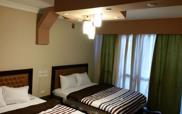 Mandarin Hotel