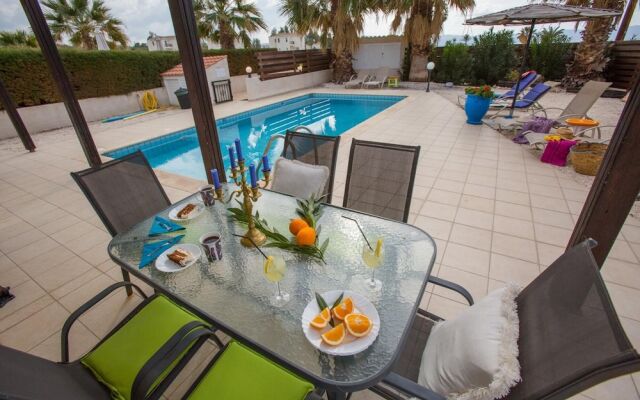 Villa Aspelia Large Private Pool Walk to Beach Sea Views A C Wifi Eco-friendly - 2421