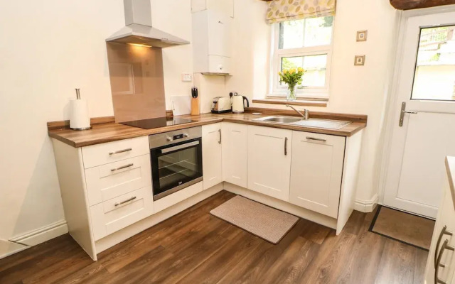 27 Bongate