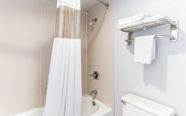 Home 1 Suites Extended Stay - Kissimmee