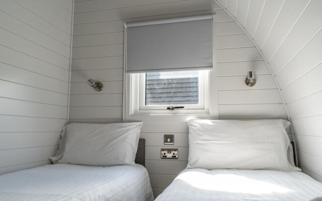 Glamping Pod One - Holly Tree Barns