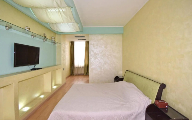 Caskade- Tamanyan Street, 2 bedrooms Beautiful, Renovated apartment KS343