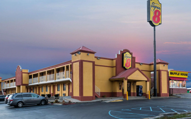 Travelodge by Wyndham Turlock