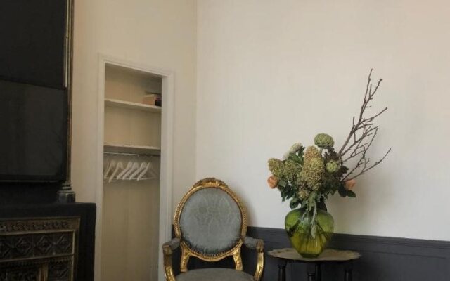 Bed & Breakfast 1680