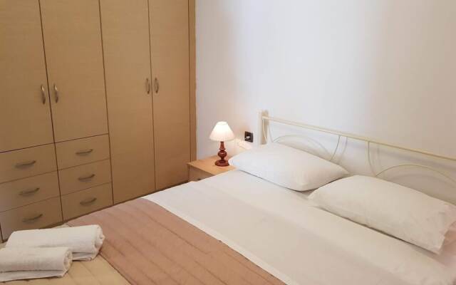 Ilia s Apt in Chania