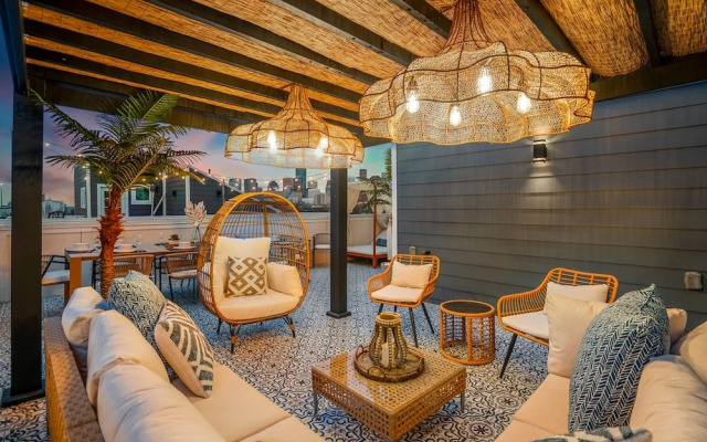 The Green Haus Luxxe Cabana Rooftop Retreat