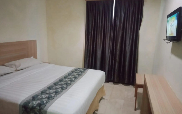 Airy Golden Gate Batam