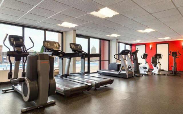 Radisson Rochester Riverside