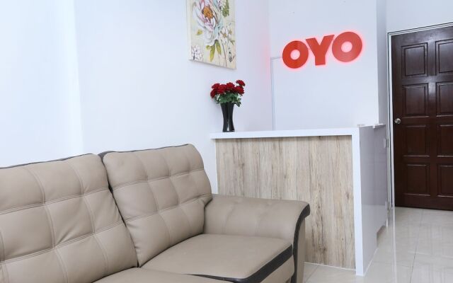 Roselyn Inn by OYO Rooms