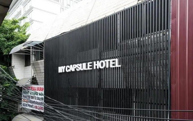 My Capsule Hotel by RedDoorz