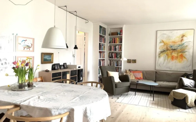 Apartment Near Lakes 547 - 1
