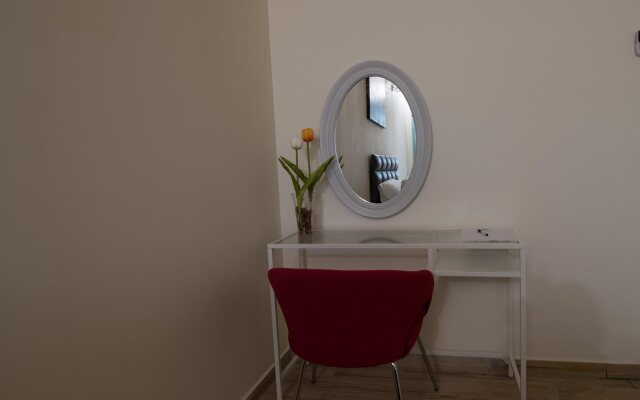 Sur La Mer Hotel