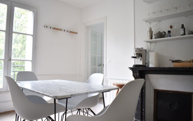 Flat on Quai de Valmy