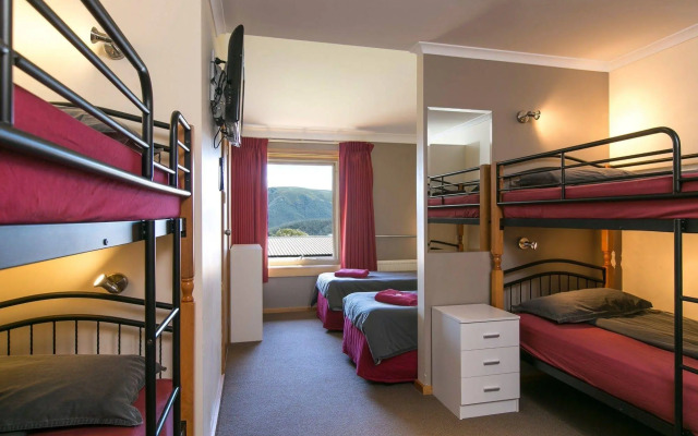 Cooroona Alpine Lodge
