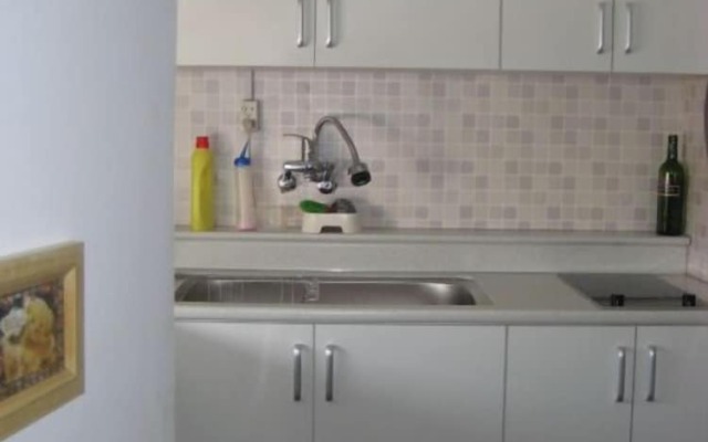 Amuse Guest House - Hostel