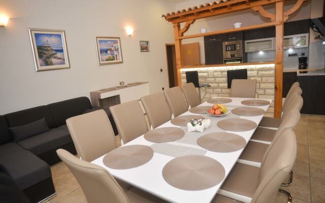 Villa Adria