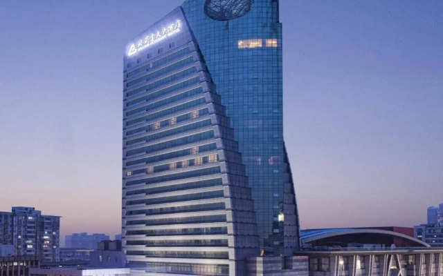 Grandskylight Hotel