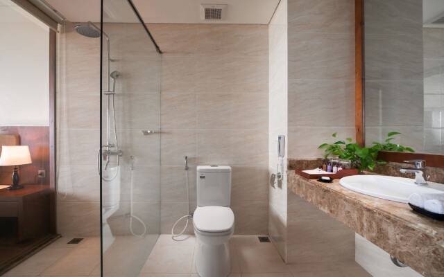 Gold Coast Hotel Resort & Spa