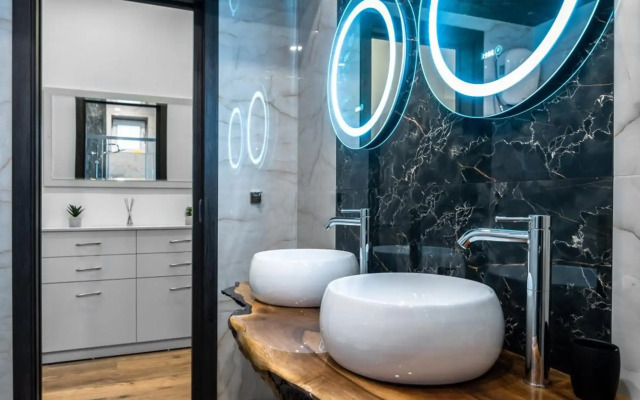 - La Luna - High-end 2BD Flat in the TOP centre