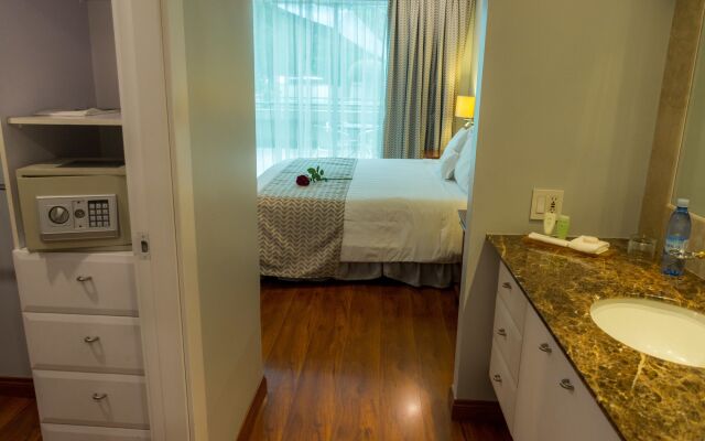 Torres de Suites by InAmazonas