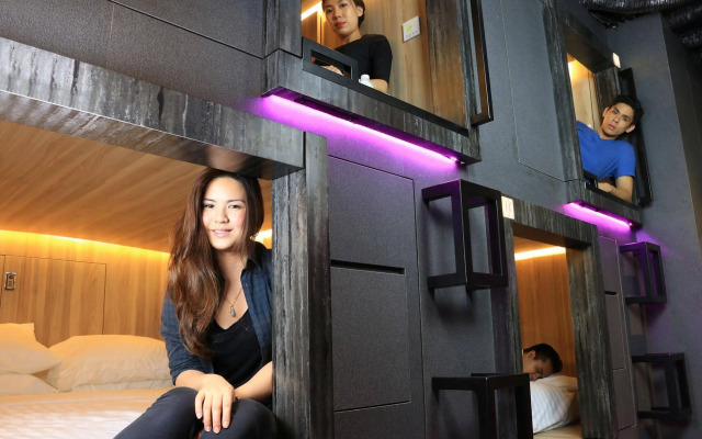 CUBE Boutique Capsule Hotel @ Chinatown
